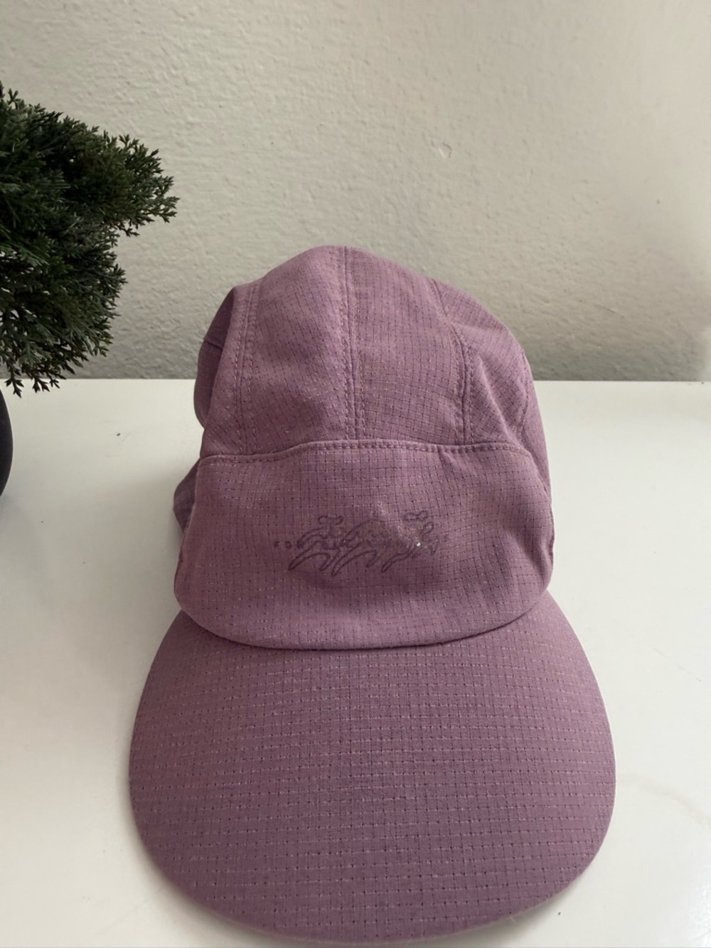 lululemon athletica Mauve Pink Performance Cap - Picture 3 of 6